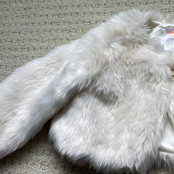 Gymboree Girls’ White Faux Fur Jacket Size 4-5 - Picture 4 of 9